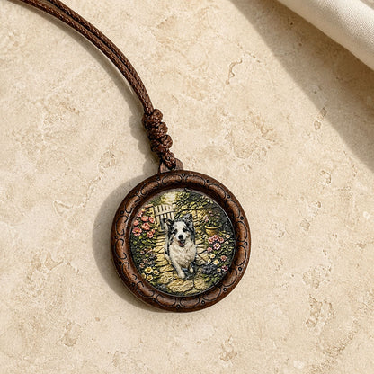 Custom Pet Relief Necklace – Wood Frame
